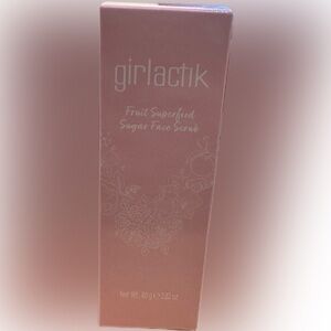 GIRLACTIK Fruit Superfood Sugar Face Scrub 80 g/ 2.82 oz NEW In Box